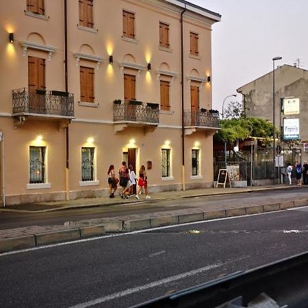 Il Glicine Otel Verona Dış mekan fotoğraf